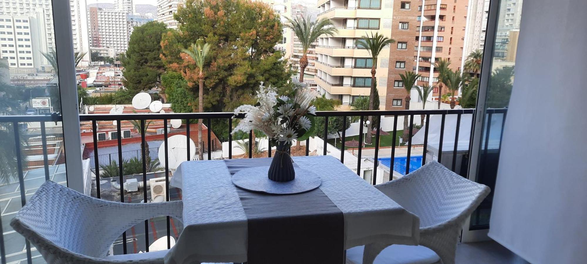 Appartamento Happy Loix Wifi Aa Garage Pool Benidorm Esterno foto